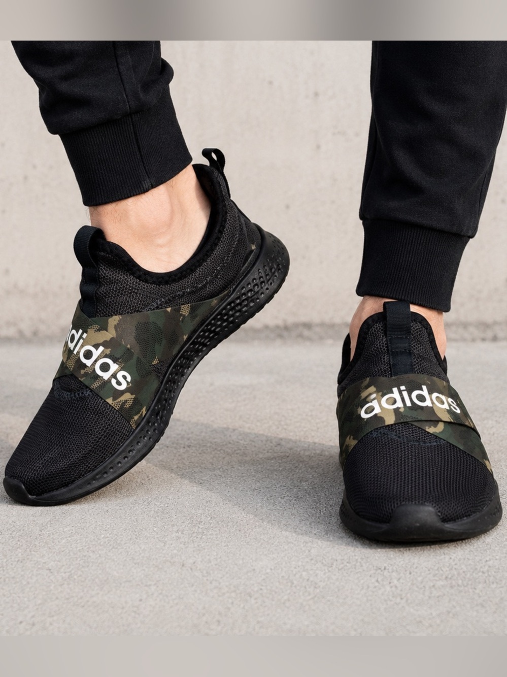 Adidas Lite Racer Adapt 5.0 Black Camo Slip-On Sneakers Men’s 9.5 EUC